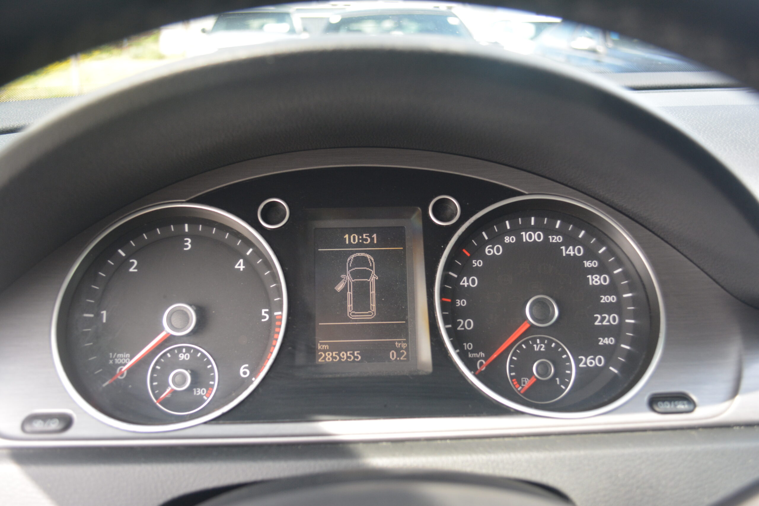 
								Volkswagen Passat B7 full									