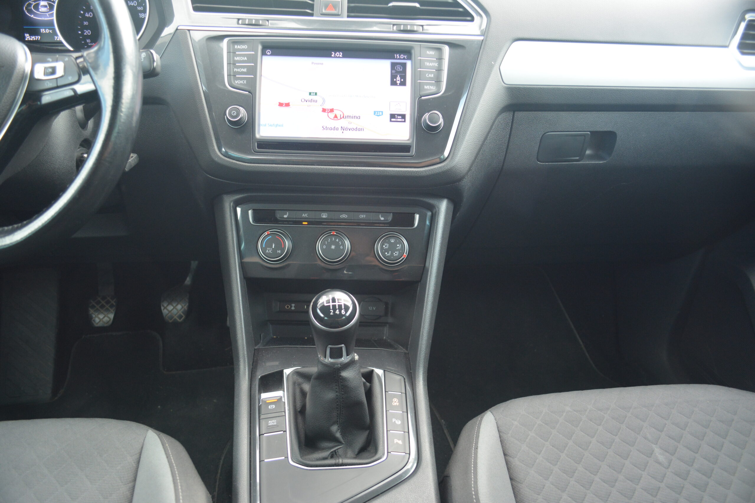 
								Volkswagen Tiguan 2017 full									